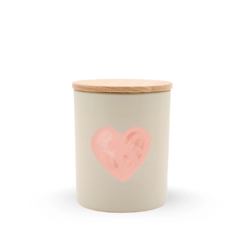 Valentine's Heart Travel Candle in Santal Coconut
