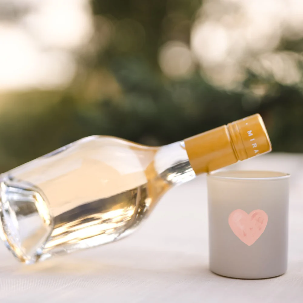 Valentine's Heart Travel Candle in Santal Coconut - Image 2